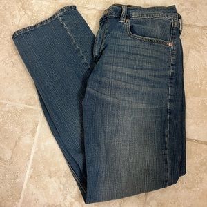 Denizens Levi’s jeans